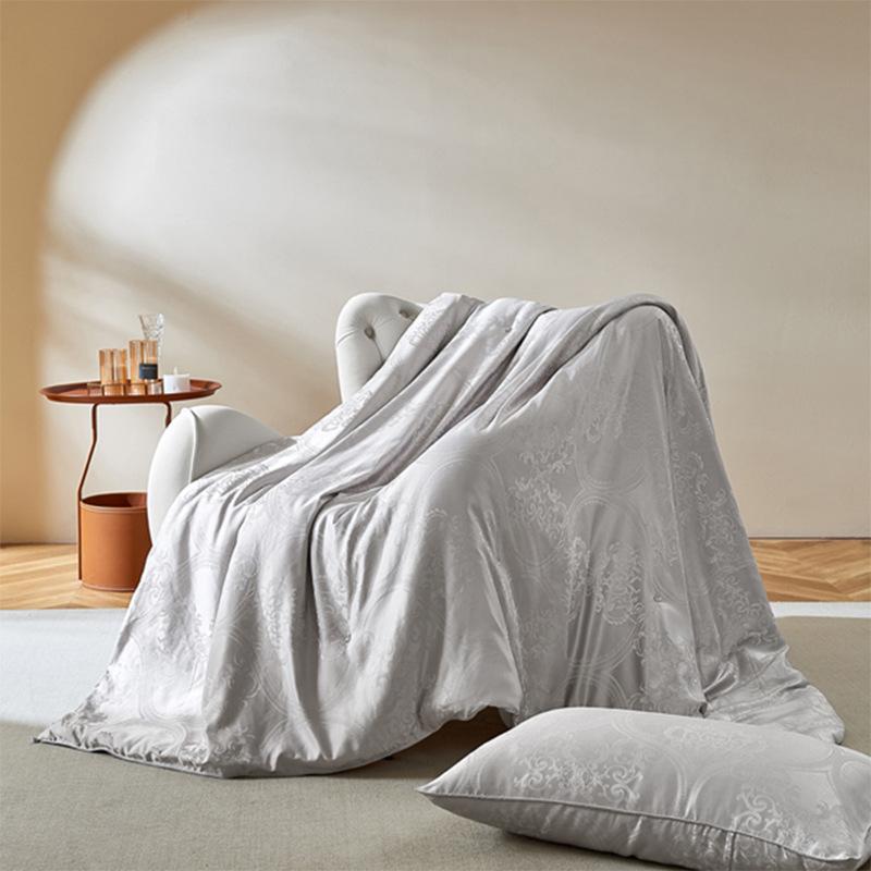 Однотонный атмосферный высококачественный европейский композитный шелковый стеганый одеяло из шелка-туссанты, одеяло для весны и осени, зимнее одеяло, без наволочки 150x200cm 2kg серый