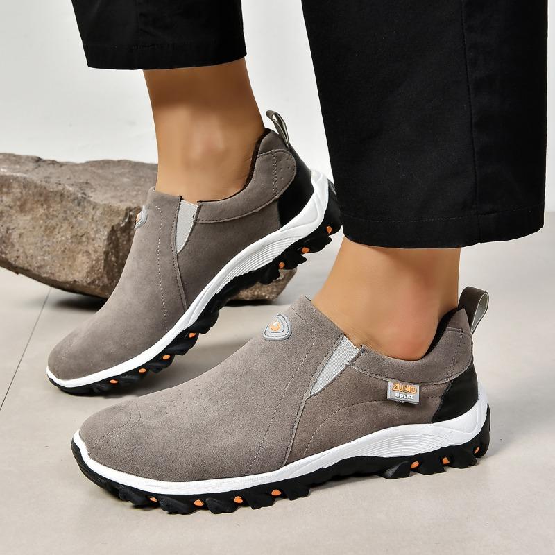 Outdoor Casual Men's Shoes, Sports Casual Shoes, Fashionable Round Toe Shallow Mouth Men's Single Shoes