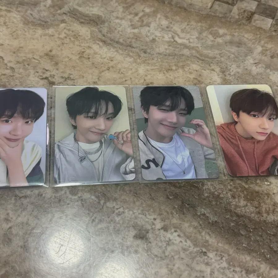 

BOYNEXTDOOR Фотокарточки Unhak продаются оптом