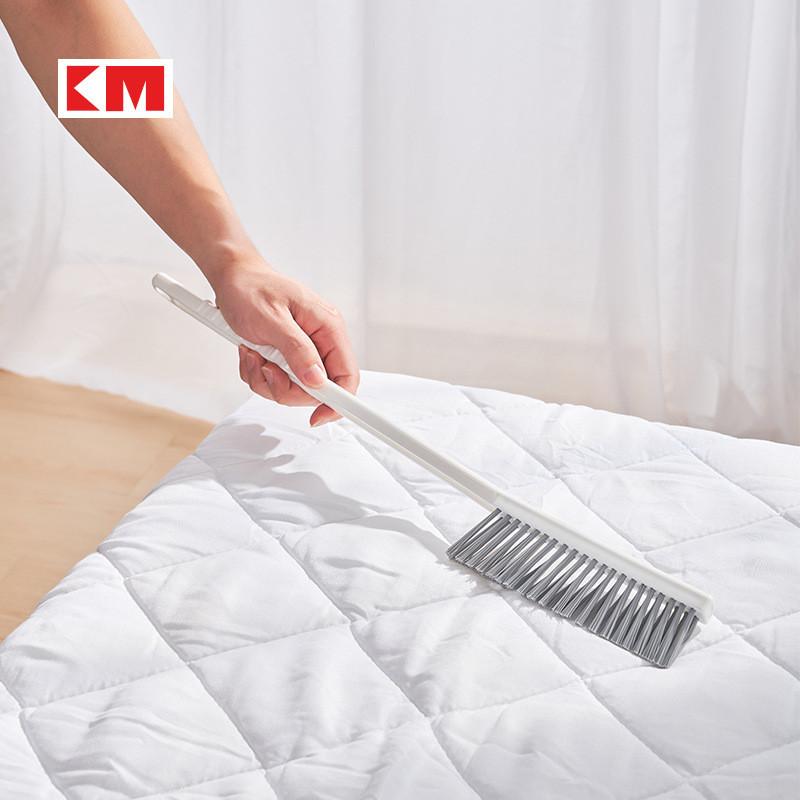 Multi Purpose Cleaning Brush For Vents Blinds Grills Dusting With Durable Plastic Design