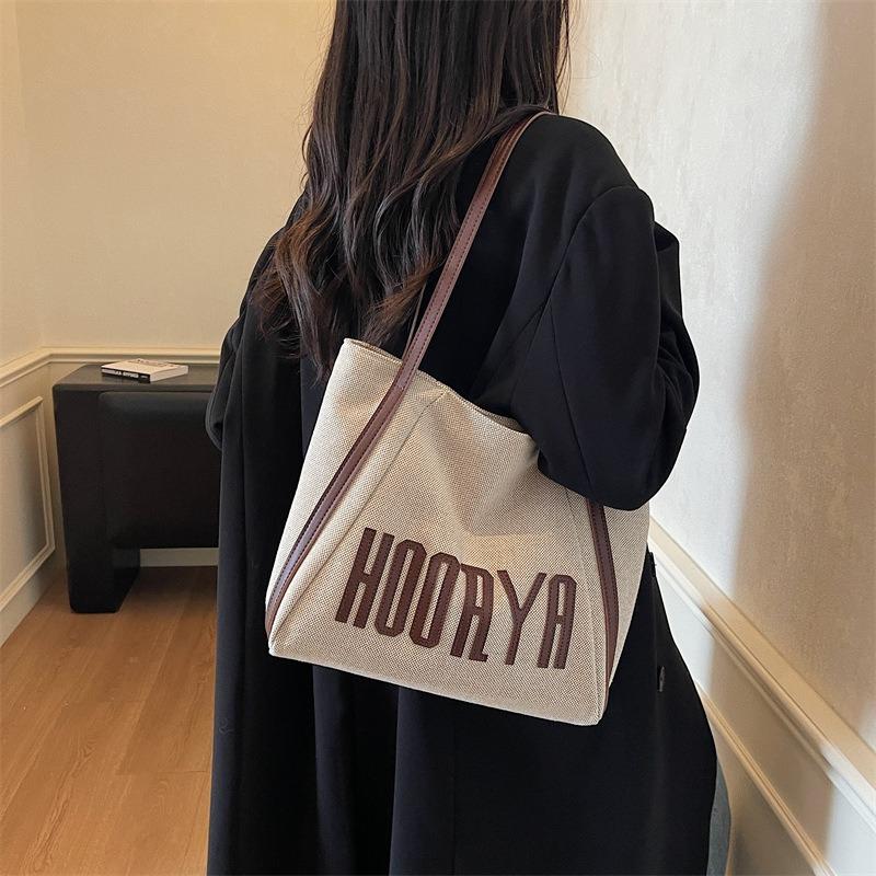 College student class bag women's autumn and winter new trendy retro versatile commuter shoulder bag premium tote bag