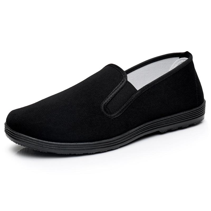 Unisex Slip-On Non-Slip Breathable Black Cloth Shoes - Trendy, Durable Chinese-Style Footwear for Work and Casual Wear