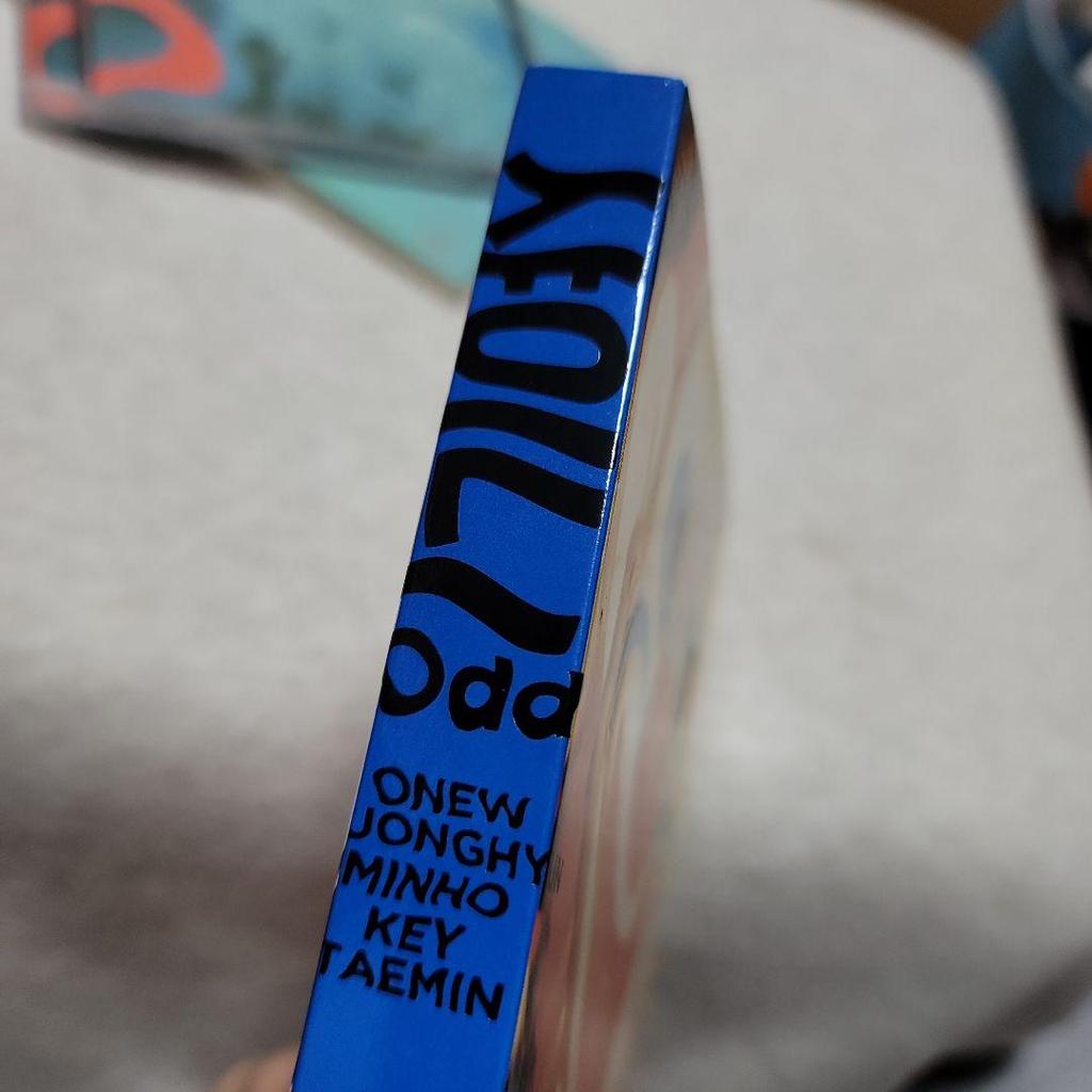 [USED] Rare! SHINee Odd Minho with Trading Card