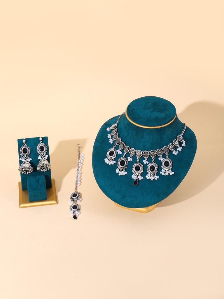 Indian Style Rhinestone Gemstone Three-Piece Set: Oval Necklace, Earrings & Headwear