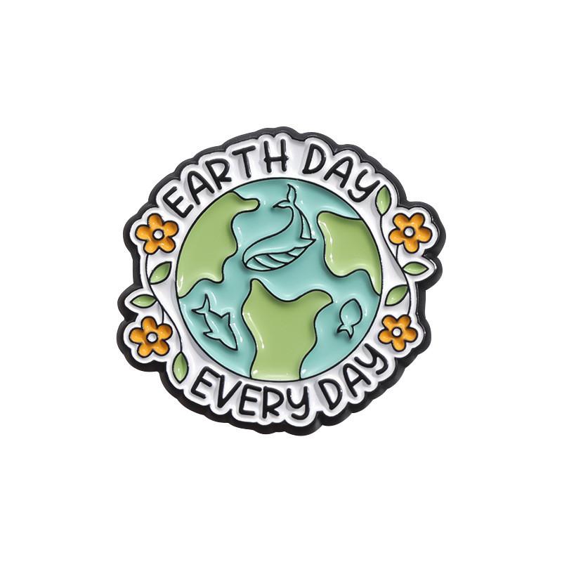 Ocean Eyecatching Green Brooch Fun Cartoon Design For Stylish Fashion Ecofriendly