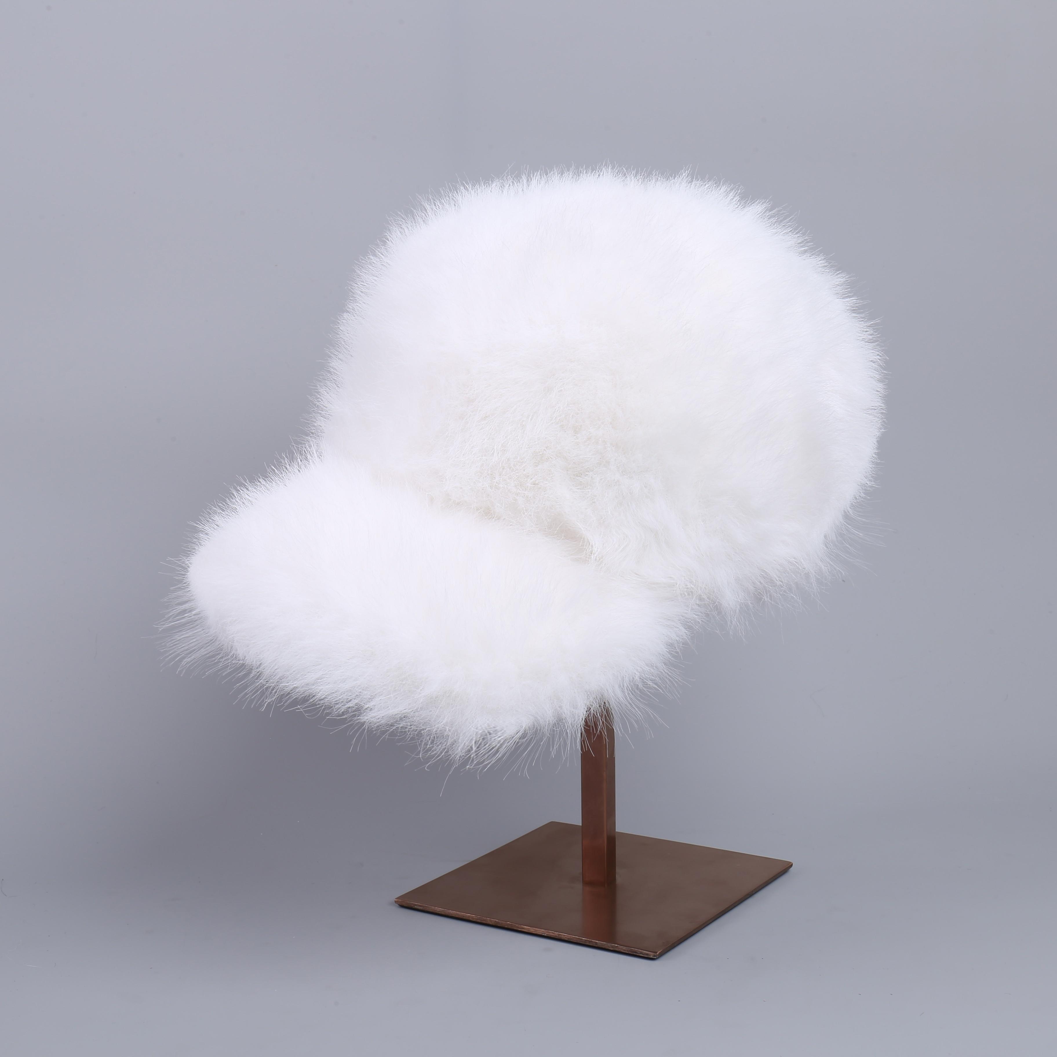 

Зимняя бейсболка из искусственного меха для мужчин и женщин - теплая плюшевая шапка, повседневная одежда для отдыха на открытом воздухе, новый блестящий плюшевый стиль для осени и зимы белый