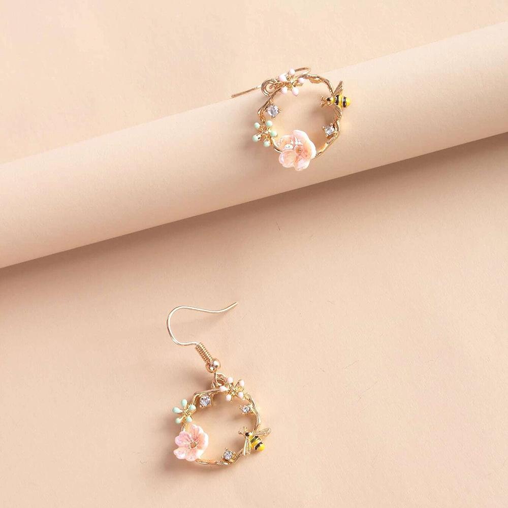 Silver Needle Bee Floral Earrings Korean Style Cute Bee Flower Ear Studs for Women