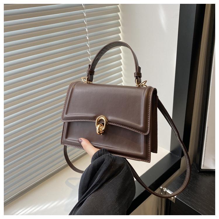 

Трендовая женская модная маленькая квадратная сумка через плечо и кроссбоди 2024 кофейный