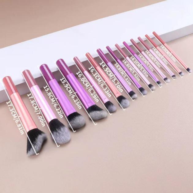 8-Piece Long-Handled Makeup Brush Set: Foundation, Powder, Blush, and Eyeshadow Brushes