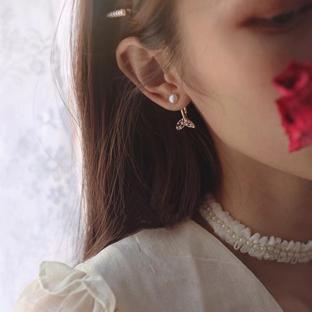 Strong light natural pearl earrings mermaid tail, a two-wear temperament zircon dolphin fish tail earrings s925 pins