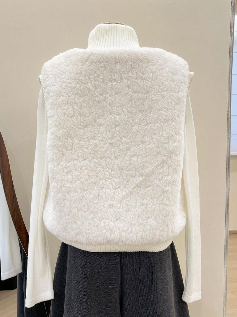 Women's Winter White Knit Vest - High-End, Stylish, Layered, Thickened Plush Patchwork