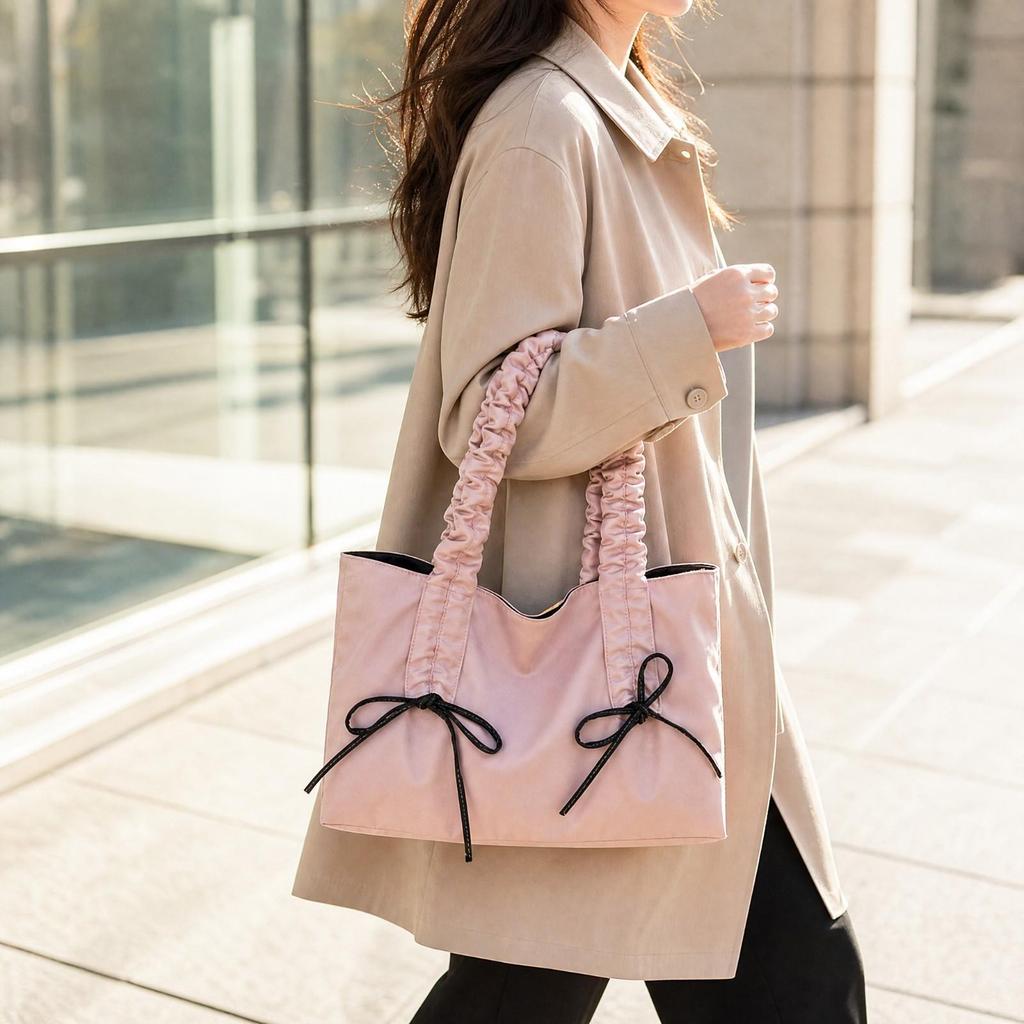 Large Rectangular Tote Handbag Medium Firmness Nylon with Polyester Lining Lightweight Purse