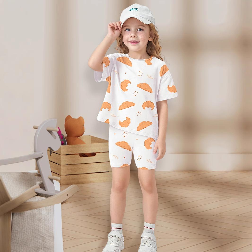 

Girls Cute Croissant-patterned Short-sleeved T-shirt Set for Summer Children s Casual Set 3-4Y