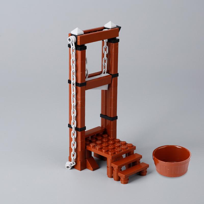 Medieval Military Castle Siege Machines Building Blocks Battering Ram Bonfire Catapults Weapons Rack Armor Helmets Bricks Toys