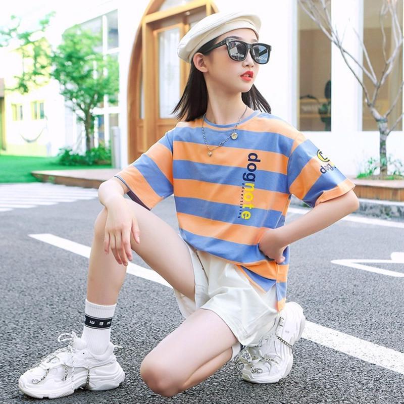 Girls' Trendy Sports Suit 2024: New Style Fashionable Two-Piece Set for Older Kids - Short-Sleeved Summer Wear