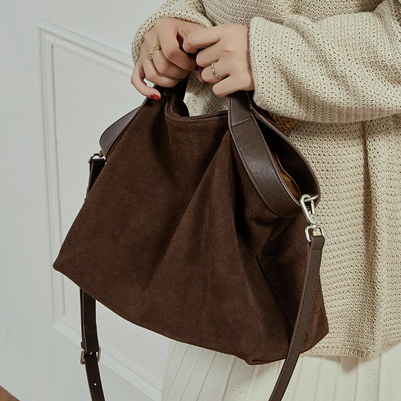 Borse da donna in vera pelle Grande capacità Borsa a tracolla crossbody da donna Moda Pelle di mucca per il pendolarismo Grandi tote borse