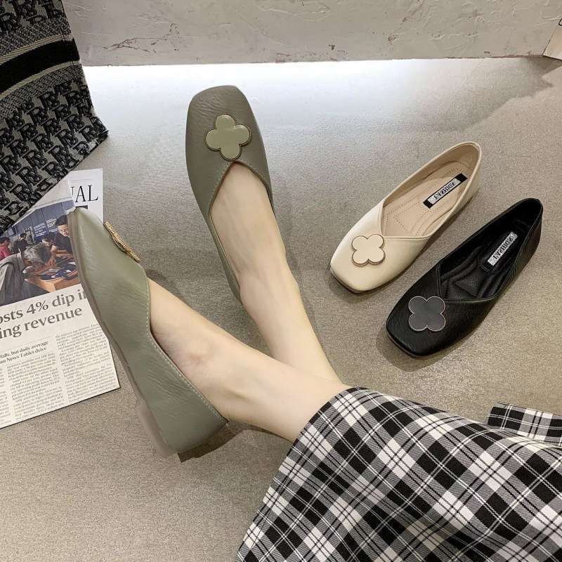 Spring and Autumn New Shallow Doudou Shoes Square Head Four Leaf Students Flat Bottom One Pedal Lazy Soft Sole Women's Single Shoes