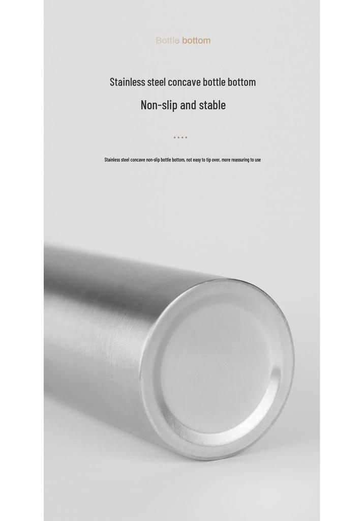 Cylindrical Stainless Steel Seasoning Bottles: Transparent Oil, Soy Sauce, and Vinegar Containers for the Kitchen.