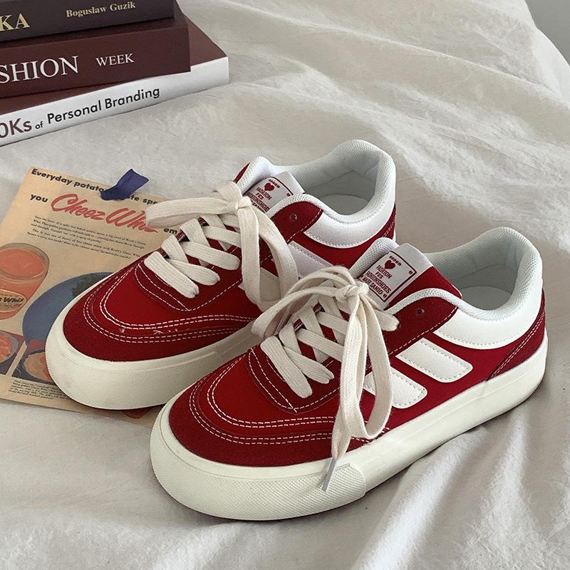 Popular spring and summer retro red board shoes women's versatile casual canvas shoes Hong Kong style niche design chic little white shoes