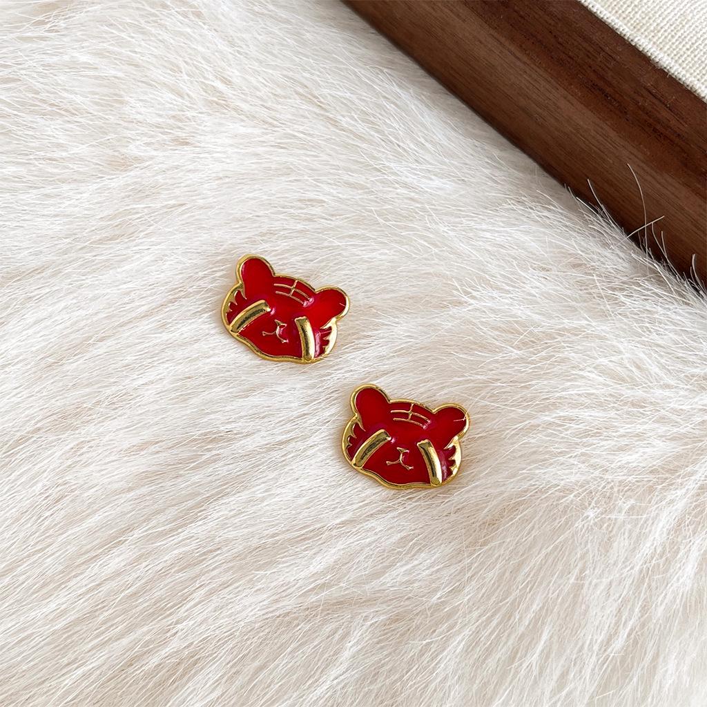 French Vintage Red Geometric Earrings: Retro Style, High-End Luxury Drip Glaze, Unique Niche Design