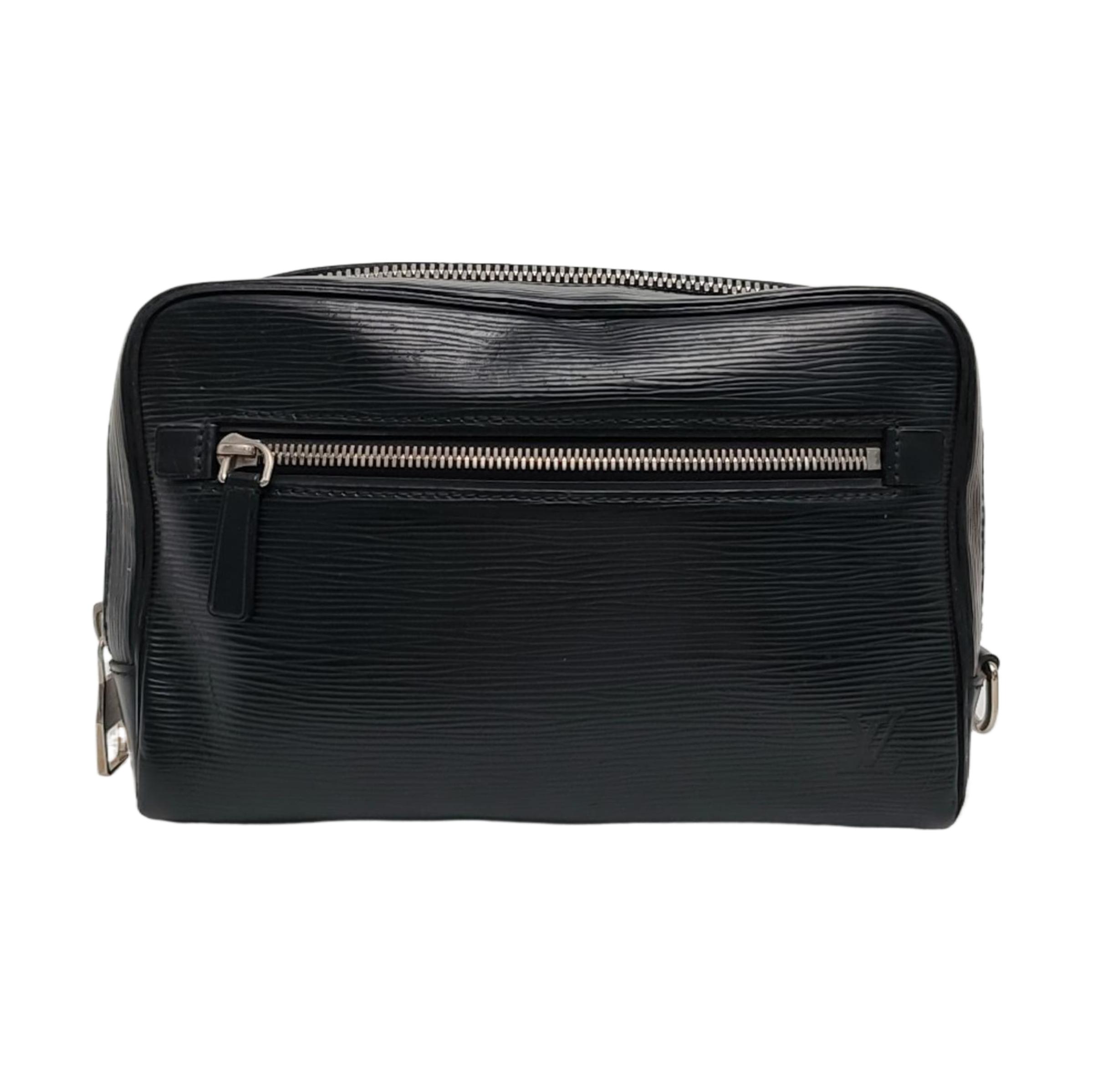 [Pre-Owned] Kasai Black Epi Leather Water Wave Clutch Handbag Silver Hardware - Very Good #1DUD3EB ONE SIZE