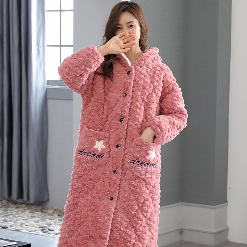 

Жіночий стьобаний халат з капюшоном з коралового флісу - Потовщений тришаровий, Довга зимова піжама 180(XXXL) Recommended for 160-180 jin