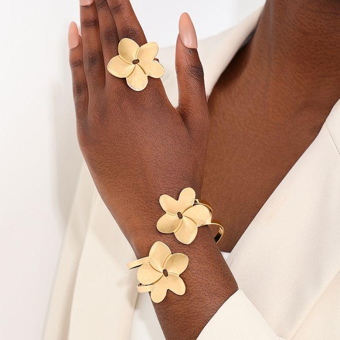 2024 New Arrival Bohemia Fashion Jewelry Metal Alloy Gold Color Flower Open Bracelet Ring Set for Women Men