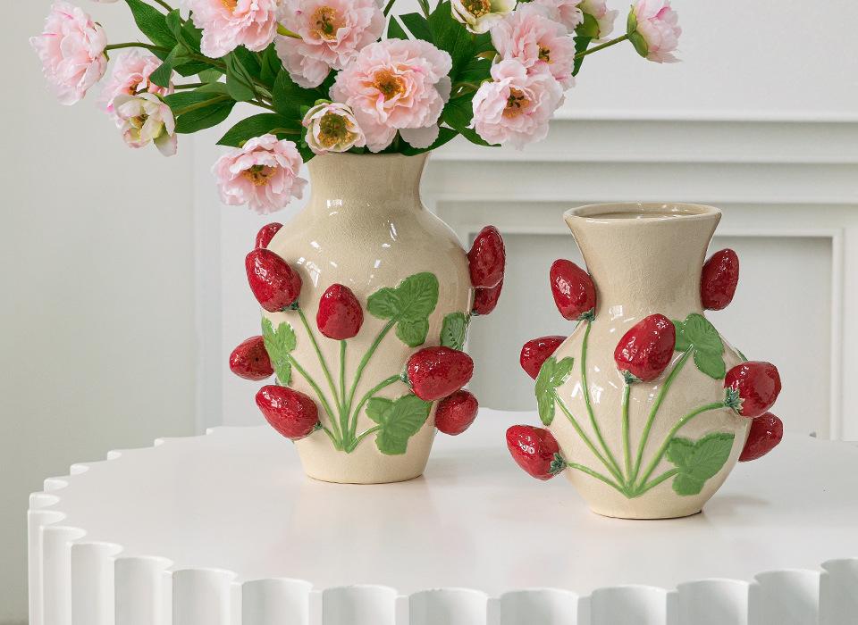 Emboss Strawberry Vase Ceramic Vase Children's Room Artifact Floral Accessories Fruit Pot Flowerpot Home Decoration Accessories