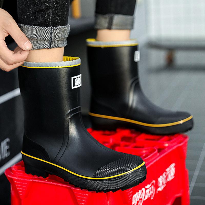 

Закрытые дождевые ботинки мужские средней высоты нескользящие водонепроницаемые ботинки новая мода уличные водные ботинки термокороткие резиновые ботинки мужские 45