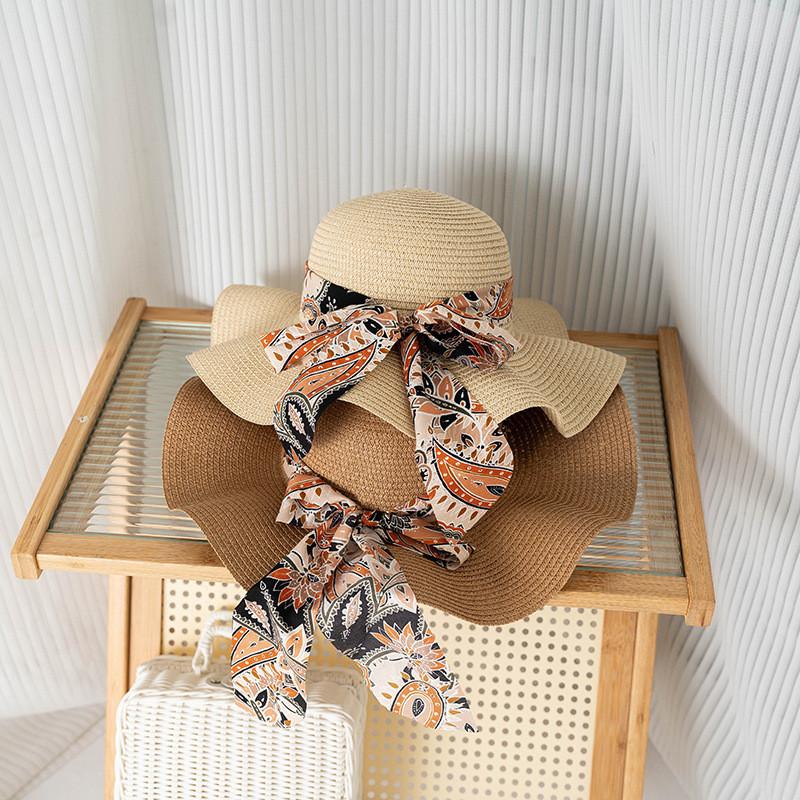 Fashionable Summer Sun Hat For Women With Round Top And Ruffle Edge