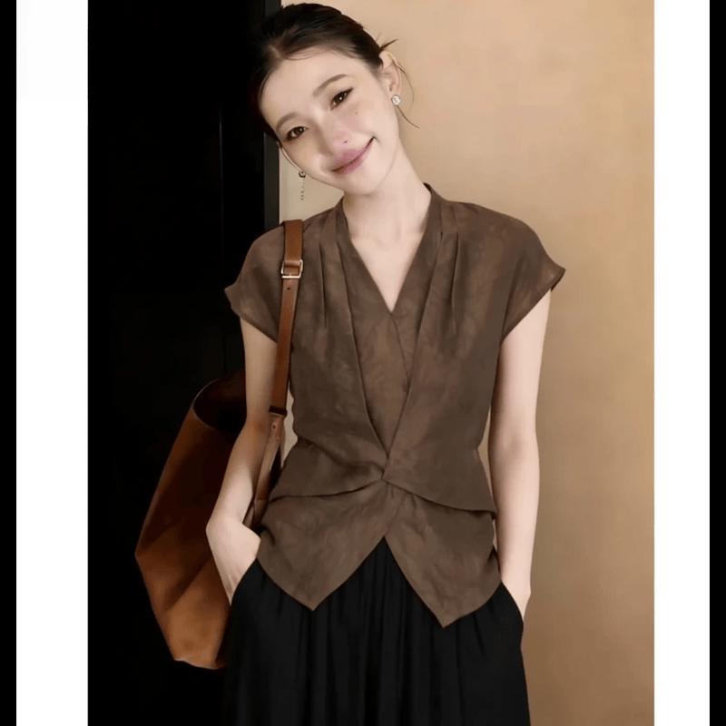 La Chapelle Women s V-Neck Blouse S