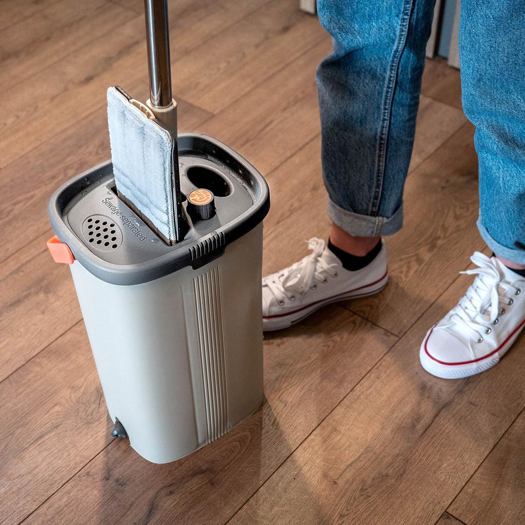 KADAX Mop płaski z separacją wody czystej i brudnej