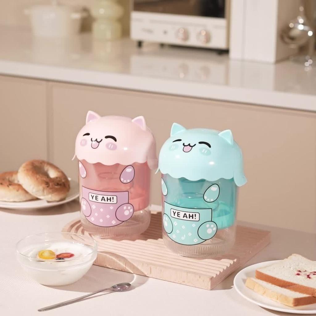 1 Cat Yogurt Filter and 5 Bags, Can Filter Approximately 33-35 Ounces of Yogurt, Cute Home Essential Rotating Press Quick and Easy