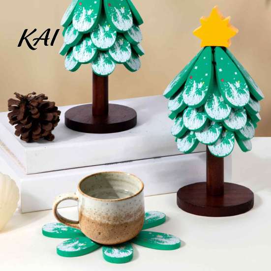 Decorative Wooden Tray for Holiday Table Tree-Shaped Trivets with Storage Stand, Collapsible Heat Resistant Natural Wood Insulation Pad Dishes