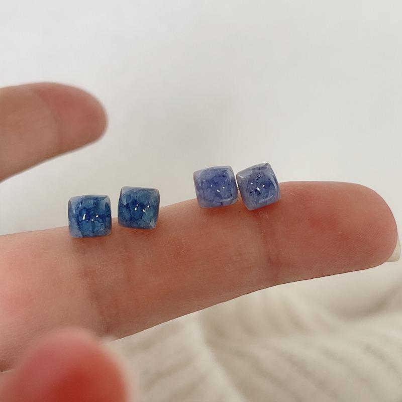 Eisriss Quadratische Ohrstecker, Stahlstifte, Kleine Ohrringe, Nischen- und Einfache Damenohrringe, Leicht und Frisch, Süße Ohrringe
