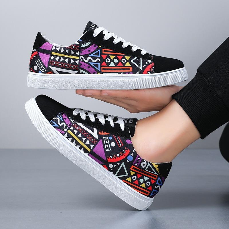 Heren Sportschoenen Hardloopschoenen Canvas Geometrische Stijl Veterschoenen Mode Sneakers Koppel Mode Graffiti Print Skate Schoenen Heren