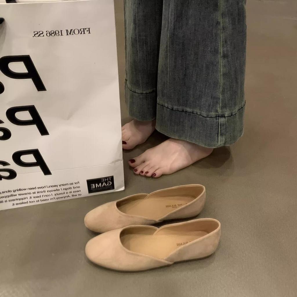 Suede retro soft-soled Mary Jane shoes women's 2025 spring new white light mouth small red shoes versatile with skirt single shoes