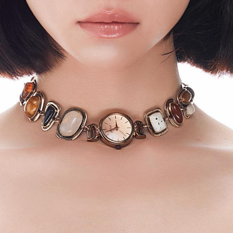

Элегантное ожерелье-подвеска с настоящими часами, короткое, с бусинами, текстурное, подходит для модных женщин, ищущих уникальный стиль 1