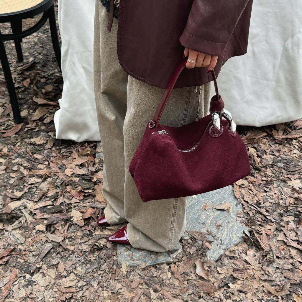 Women's bag leather premium feel matte suede handbag commuter shoulder messenger bag niche design sense 2024 new