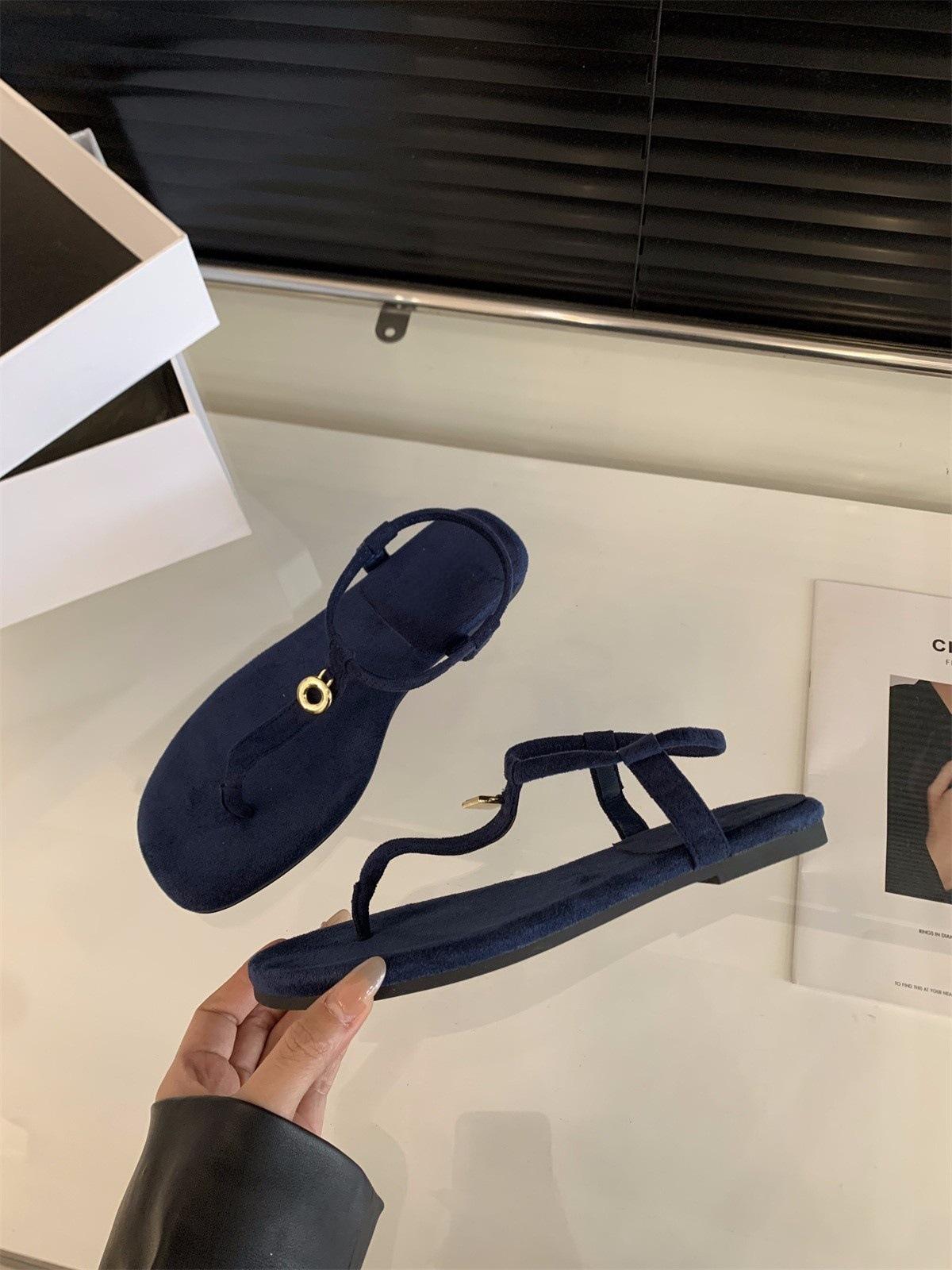 

Сандалии на плоской подошве с ретро-желтым носком, туфельки феи, новинка лета 2025, с юбкой, черная обувь 39 темно-синий