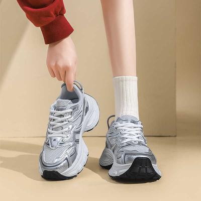 Mode Tjock Sula Höjdökande Stövel Tennis För Kvinnor Gym Promenad Loafers Skor Kvinna Fitness Sneakers Sport Gosig Ternis Tjocka Skor