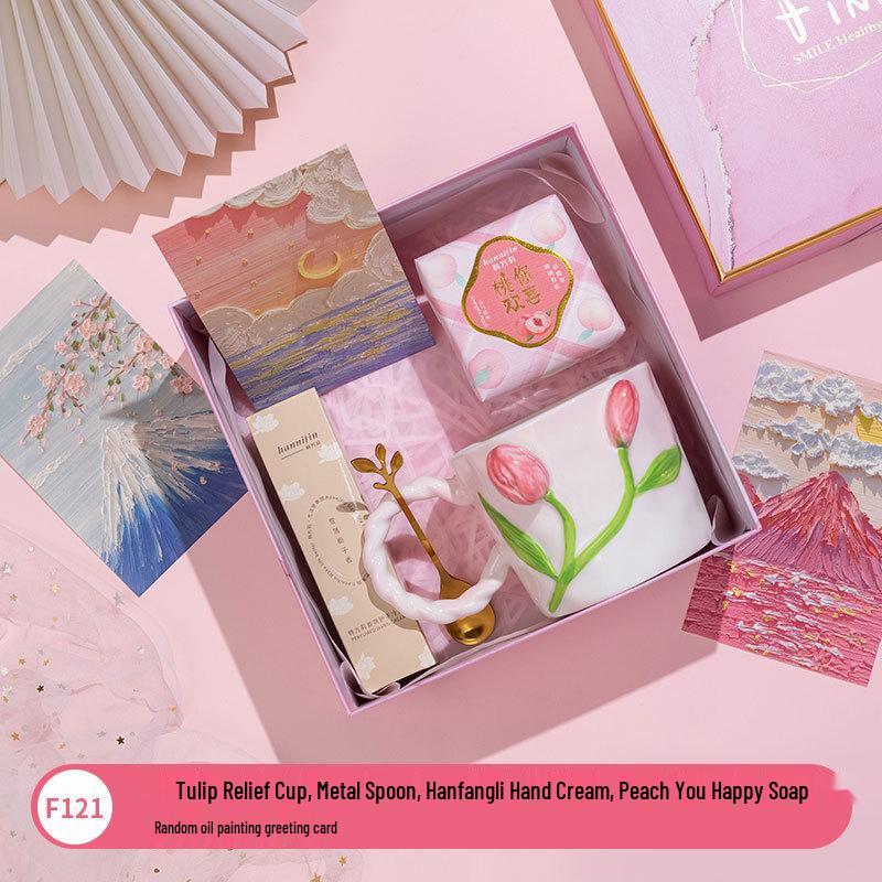 

Women s Day Ceramic Mug Gift Set F121