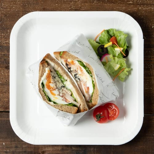 Strix Design Disposable Square Paper Plates, 100 count (2 packs of 50), 23cm, White, Water and Oil Resistant, Stain Resistant, Microwaveable, Commerci