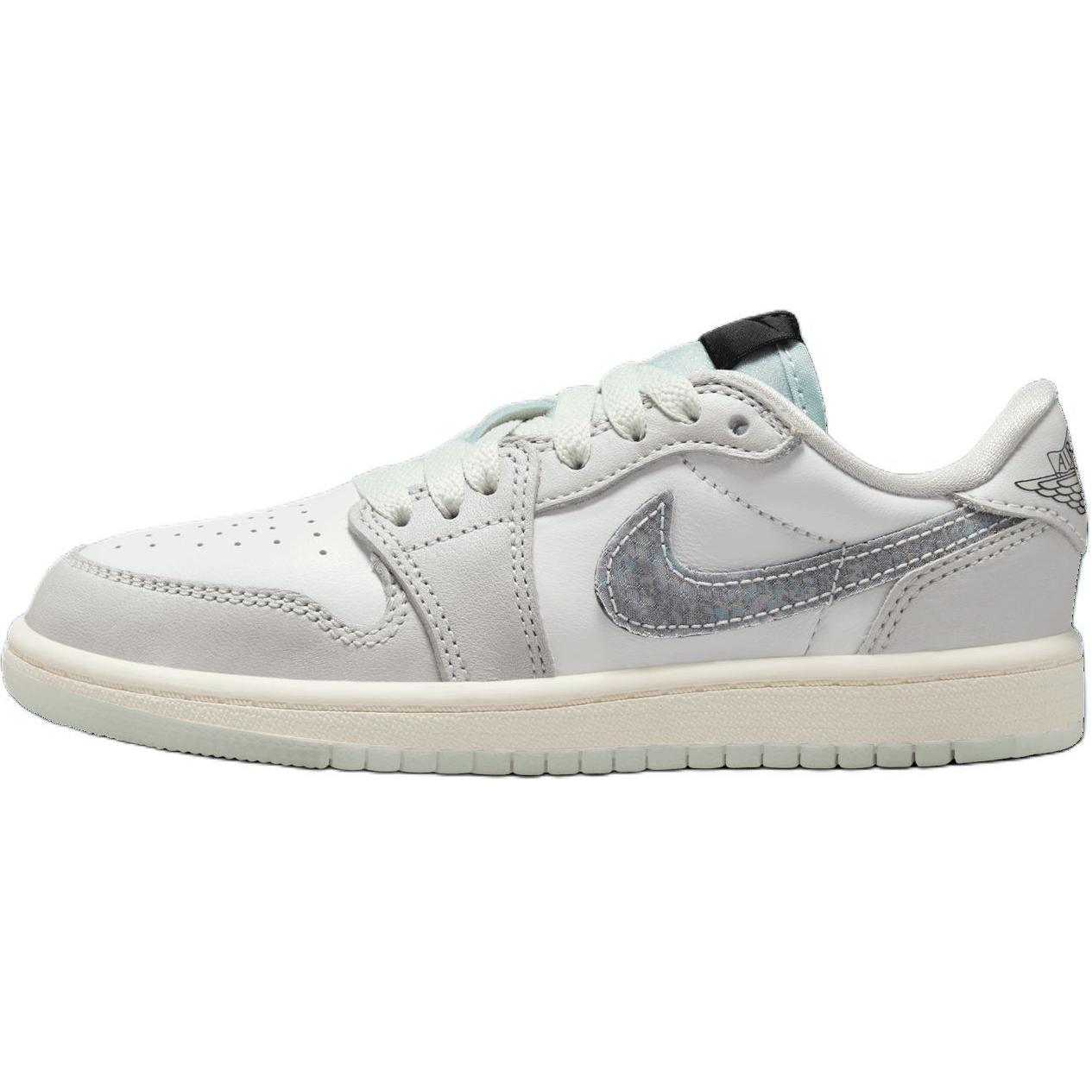 

Кроссовки Air Jordan 1 Retro Low OG PS Year of the Snake Kids серые Summit-White Photon-Dust HF3205-100 29.5