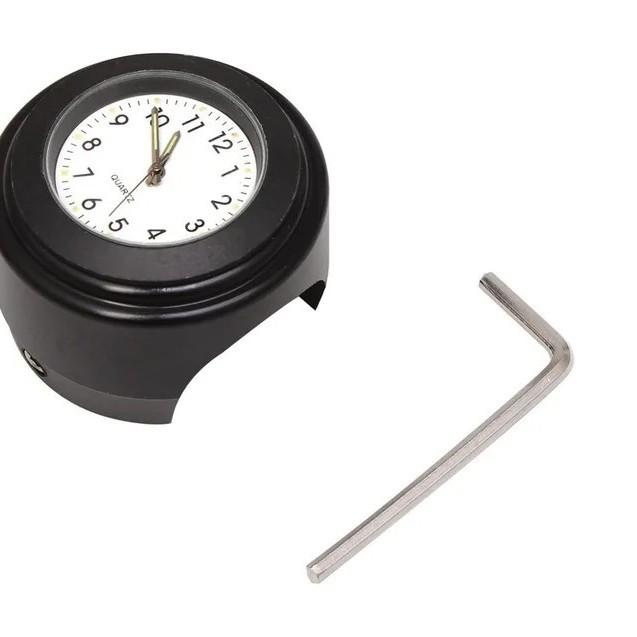 Univerzální svítící hodiny a teploměr na řídítka pro jízdní kola/motocykly (22-25,4 mm)
