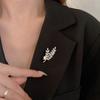 Women Brooch High-Gloss Rhinestone Inlay Sparkling Faux Pearl Wheat Design Lapel Pin Non-Slip Buckle Scarf Badge Clothing Bags Accessories