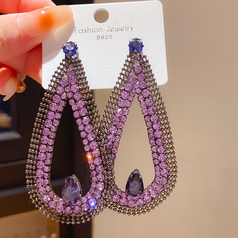 

Сережки-пусети Серце з цирконієм та стразами Срібна голка - Дизайн високої моди