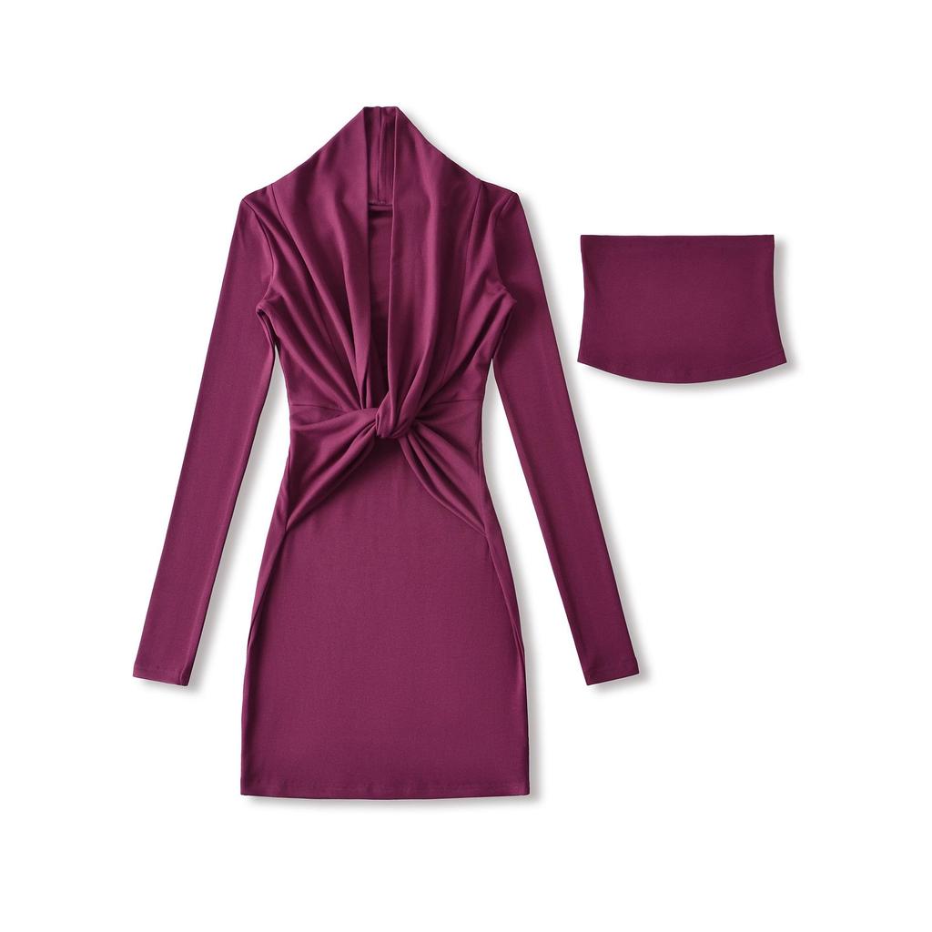 Elegant Women's Black V-Neck Long-Sleeved Slim-Fit Dress, Waist-Cinching and Hip-Hugging, Perfect for Autumn and Winter.