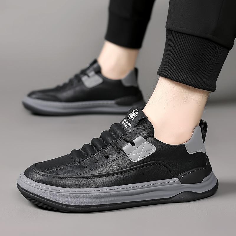 Summer Men's Casual Board Shoes Versatile Shoes Platform Sports Shoes Men's Leather Casual Men's Shoes 2025