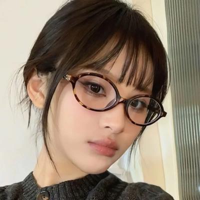 Retro Damskie okulary owalne blokujące niebieskie światło luksusowa marka designerskie akcesoria y2kwszechstronne Modne męskie okulary owalne w panterkę